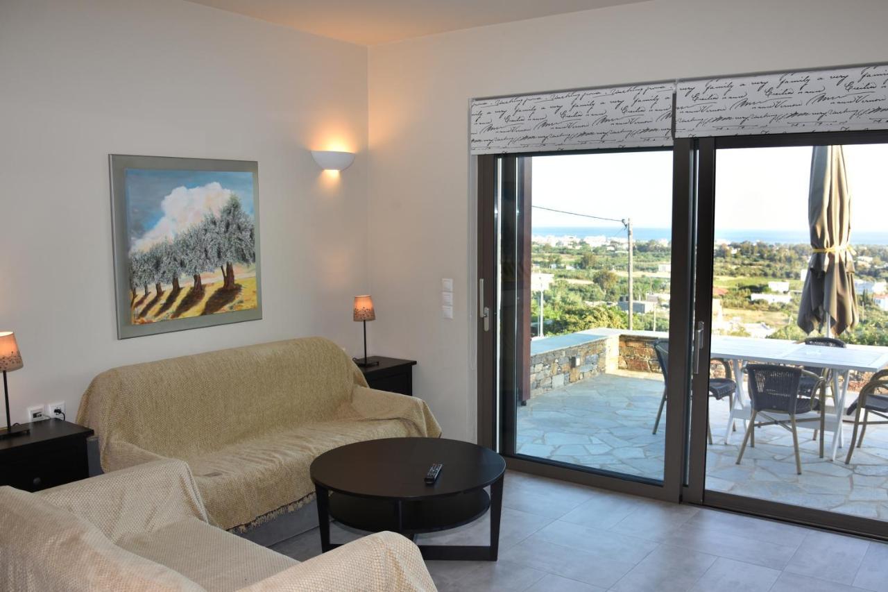 Ελιάδες - Eliades Apartments Karystos  Buitenkant foto