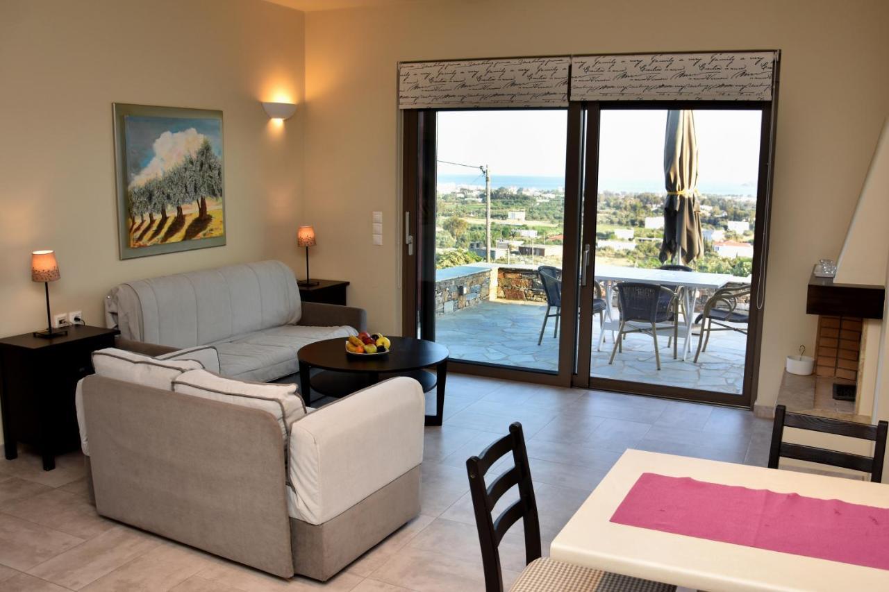 Ελιάδες - Eliades Apartments Karystos  Buitenkant foto