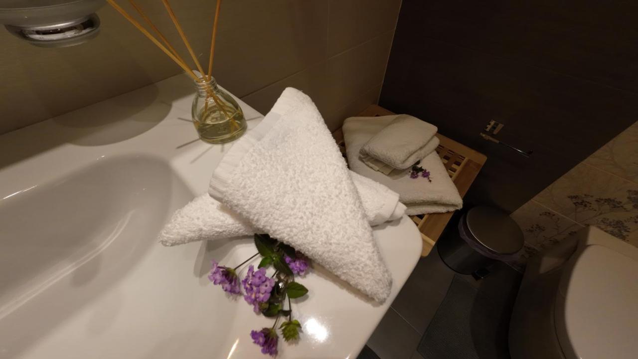 Ελιάδες - Eliades Apartments Karystos  Buitenkant foto